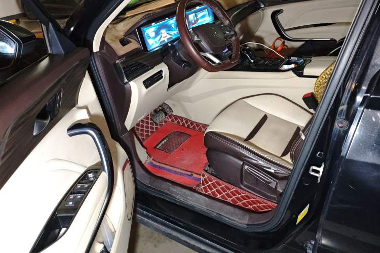 Used Bestune T77 2019 230 TID Automatic Prestige Version China VI Emission Standard
