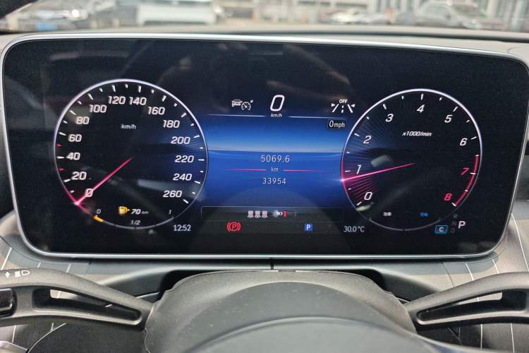 Used Mercedes-Benz C-Class 2023 Restyled C 260 L Night Edition Sports Version
