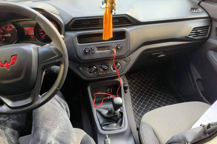 Used Wuling Hongguang 2021 1.5L S Base Version LAR
