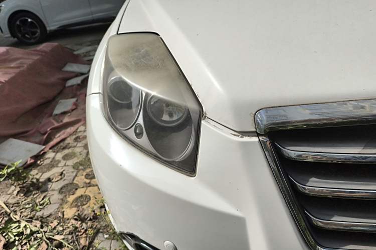 Used Geely Auto GX7 2014 1.8L Manual Value Edition Right Front Headlight