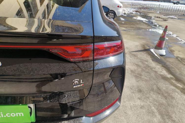 Used BYD Song L EV 2025 662 km Advanced Intelligent Driving Version
