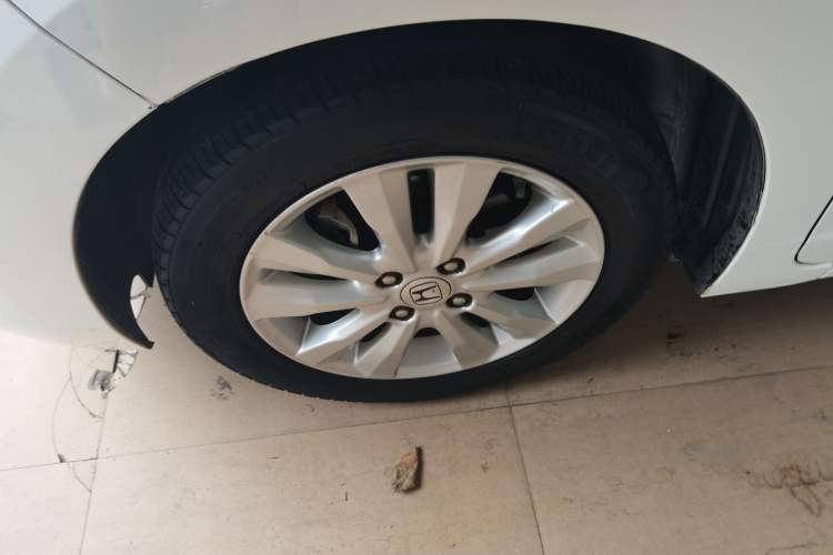 Used Honda Fit 2016 1.5L LX CVT Comfort Model Left Front Wheel Hub