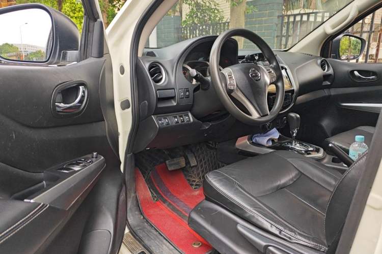 Used Nissan Terra 2018 2.5L Automatic 4x4 Luxury Edition
