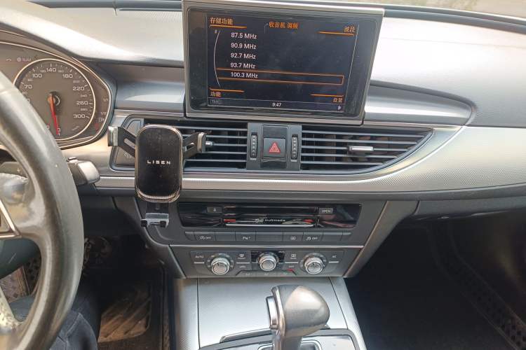 Used Audi A6L 2012 TFSI Standard Model Audio And AC Panel