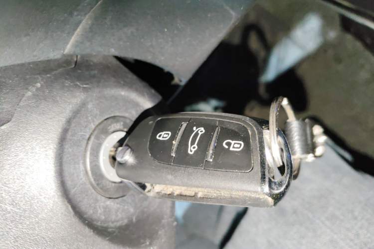 Used Toyota YARiS L Zhi Xuan 2020 X-Trail X 1.5L CVT Leading Edition