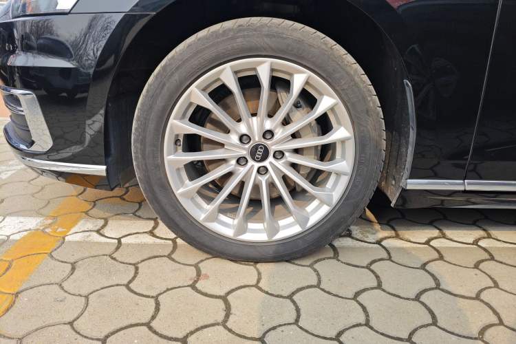 Used Audi A8 2021 A8L 50 TFSI quattro Comfort Model
