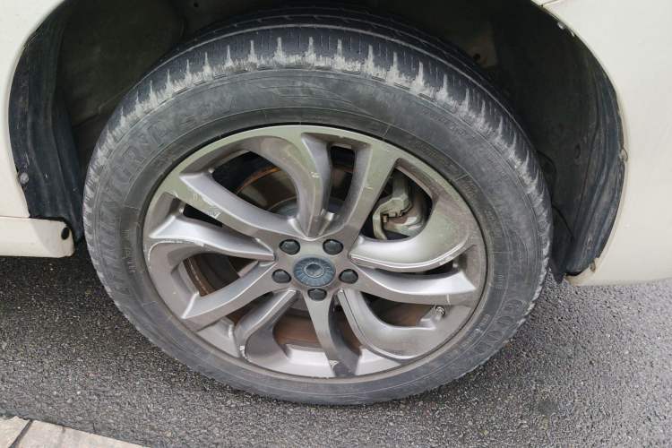 Used Haval H6 Coupe 2019 1.5T Automatic Two-Wheel Drive Ultra-Luxury Smart Connectivity Model China VI Standard Right Front Wheel Hub