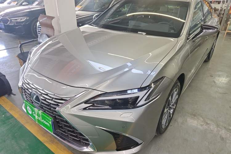 Used Lexus ES 2025 200 Premium Edition