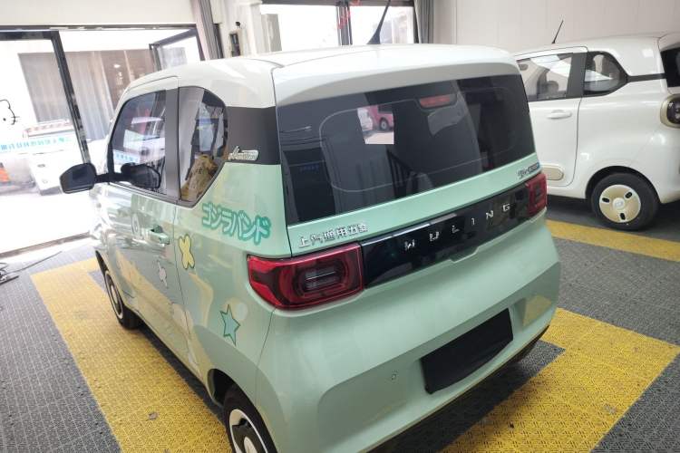 Used Wuling Hongguang MINIEV 2021 Macaron Premium Model – Lithium Iron Phosphate Exterior 2