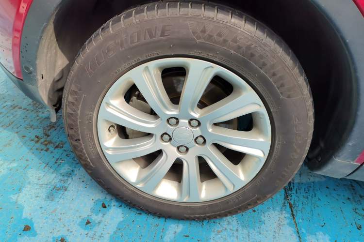 Used Land Rover Discovery Sport 2018 240 PS SE Version
