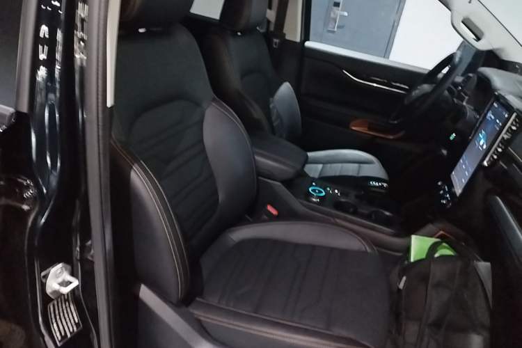 Used Ford Ranger 2023 Trailblazer 4x4 Automatic Version – Gasoline Right Front Seat