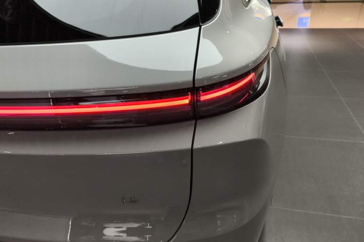 Used Li Auto L6 2025 Pro Smart Refresh Edition