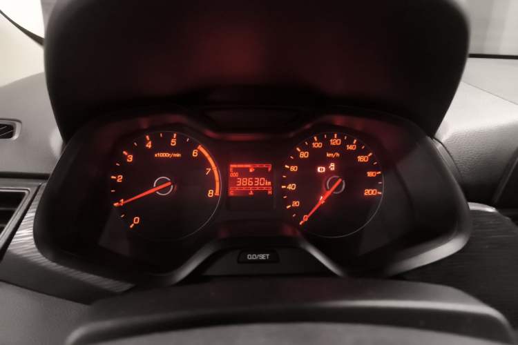 Used Baojun 310 2016 1.2L manual Comfort trim level