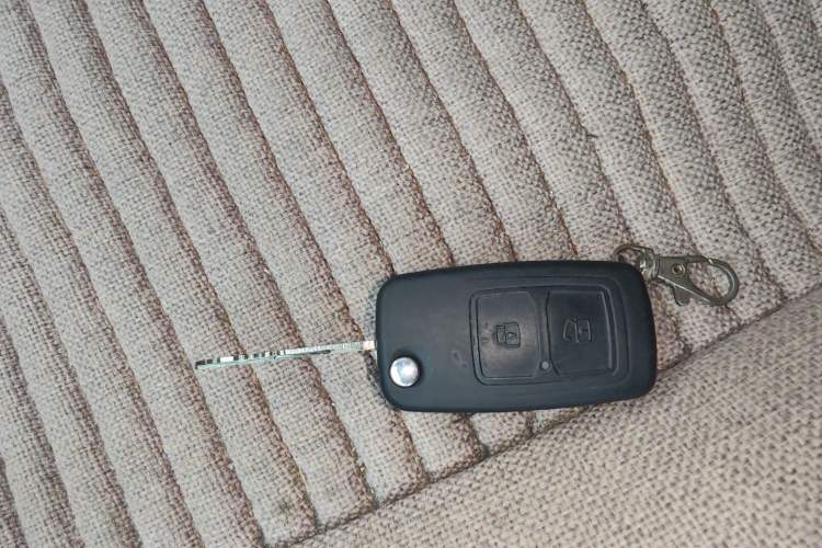 Used CHANGAN KUAYUE Wang X7 2025 1.6L Single-Row Double Rear Wheels Dong'an DAT18R 3.7 Meters Interior 1