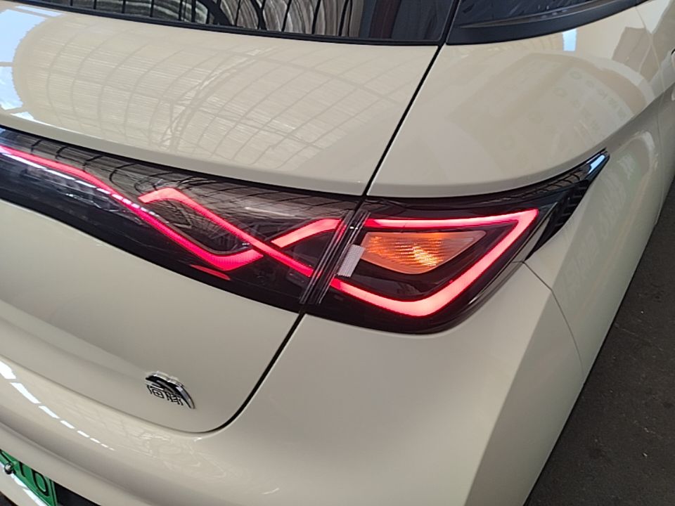 BYD Dolphin 2021 405 km Fashion Edition — снимка 9