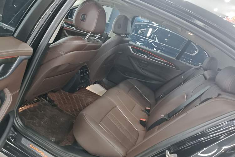 Used BMW 5 Series 2021 Restyled 530Li Leading Edition Luxury Package