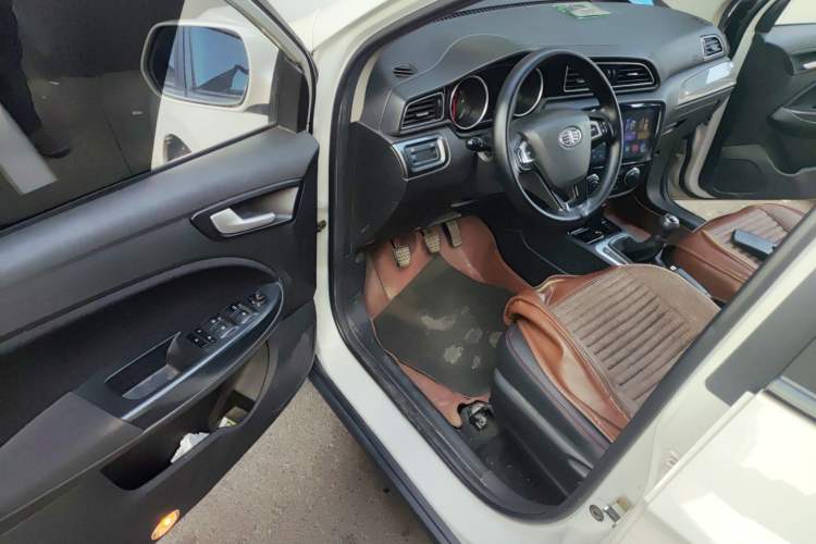 Used FAW Junpai D60 2017 1.5L Manual Entry-Level Model
