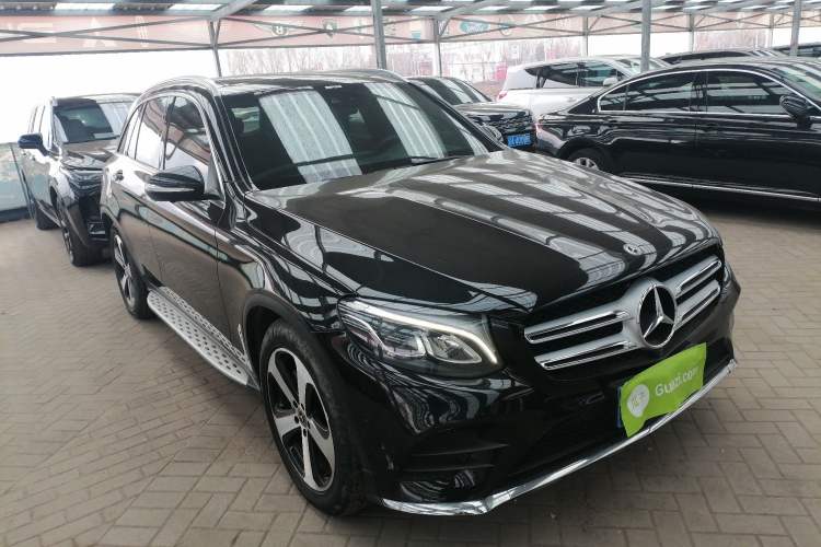 Used Mercedes-Benz GLC 2018 GLC 260 4MATIC Luxury Model

