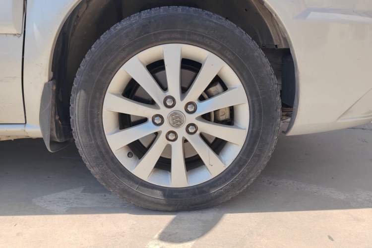 Used Buick GL8 2014 2.4L Comfort Edition