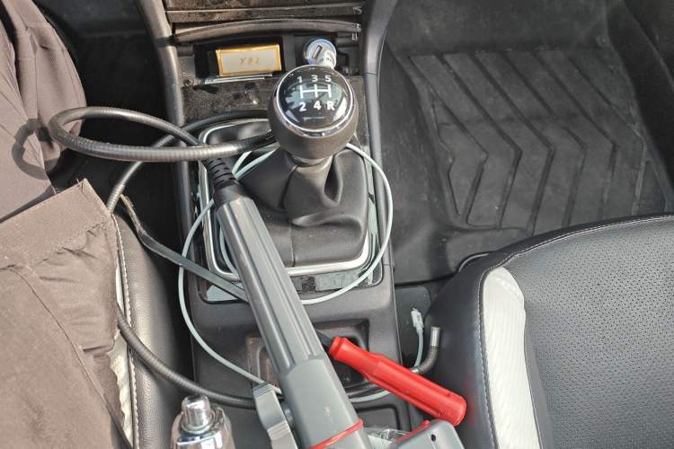 Used Mitsubishi Lancer EX 2016 1.8L Manual Black-and-White Retro Edition