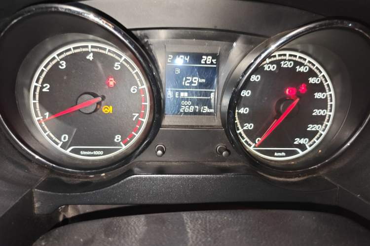 Used Bestune B30 2016 1.6L Manual Premium Edition Odometer Close Up