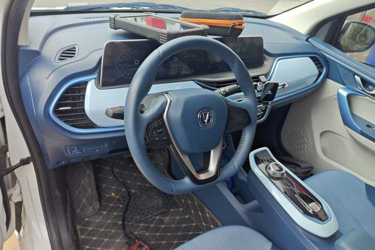 Used CHANGAN Benni E-Star 2022 Qingxin Edition Colorful Model Lithium Iron Phosphate