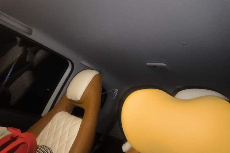 Used Wuling Hongguang MINIEV 2022 Macaron Premium Model – Lithium Iron Phosphate
