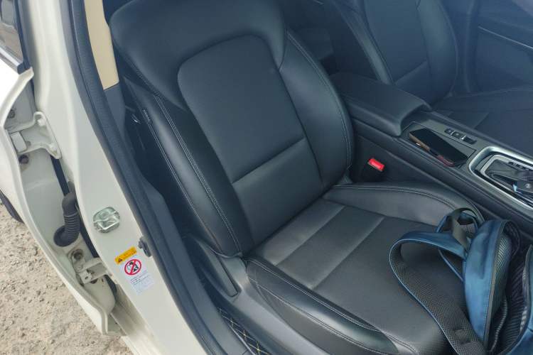 Used CHANGAN Ruicheng CC 2020 1.5T Automatic Xuanrui Model
