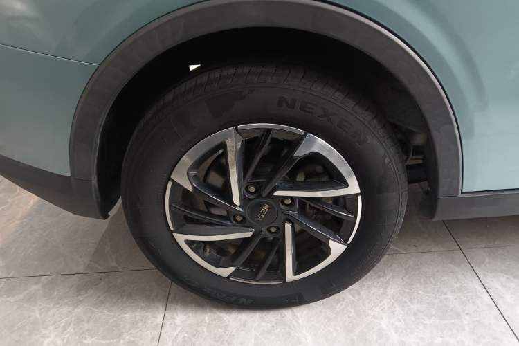 Used NETA V 2022 Long-Range Industry Custom Edition Right Rear Wheel Hub