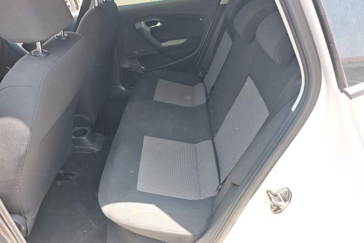 Used Volkswagen Polo 2016 1.4L Manual Fashion Model Left Rear Seat