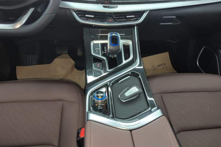 Used Geely Auto Jiajie New Energy 2022 1.5TD PHEV Platinum Comfort Edition
