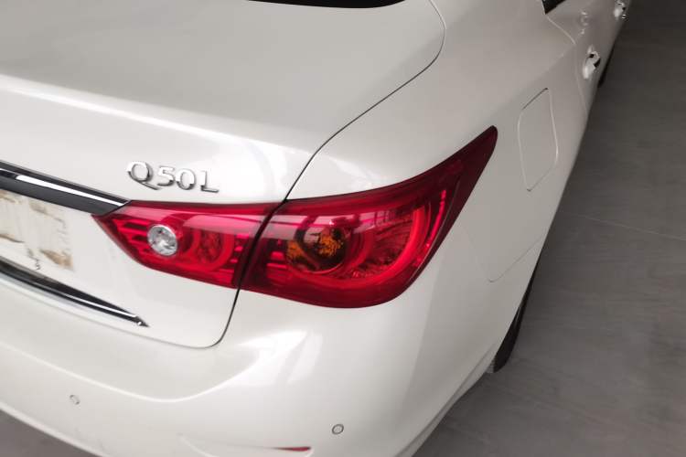 Used Infiniti Q50L 2016 2.0T Enjoyment Edition Right Rear Taillight