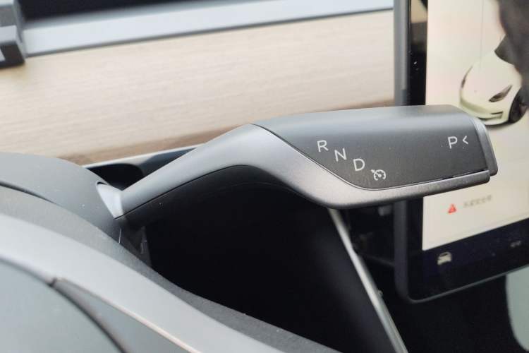 Used Tesla Model 3 2020 Long-Range Rear-Wheel-Drive Version