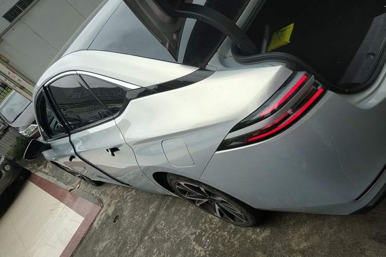 Used AION S Plus 2023 70 Intelligent Edition Lithium Iron Phosphate Exterior 3