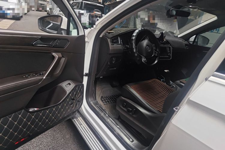 Used Volkswagen Tiguan L 2017 330TSI Automatic Two-Wheel Drive Flagship Edition
