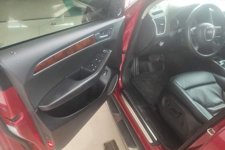 Used Audi Q5 2012 2.0TFSI Comfort Version Driver Seat