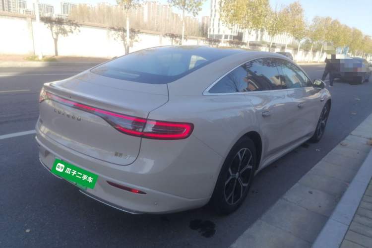 Used Hima Luxeed S7 2025 855 km Max