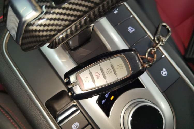 Used Great Wall Poer 2020 2.0T Off-Road Edition Automatic Diesel 4x4 High-End Version GW4D20M
