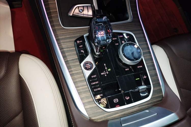 Used BMW X5 2022 xDrive 40Li Luxury Edition M Sport Package