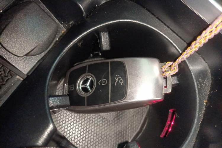 Used Mercedes-Benz E-Class New Energy 2021 E 350 e L Plug-in Hybrid Sports Sedan