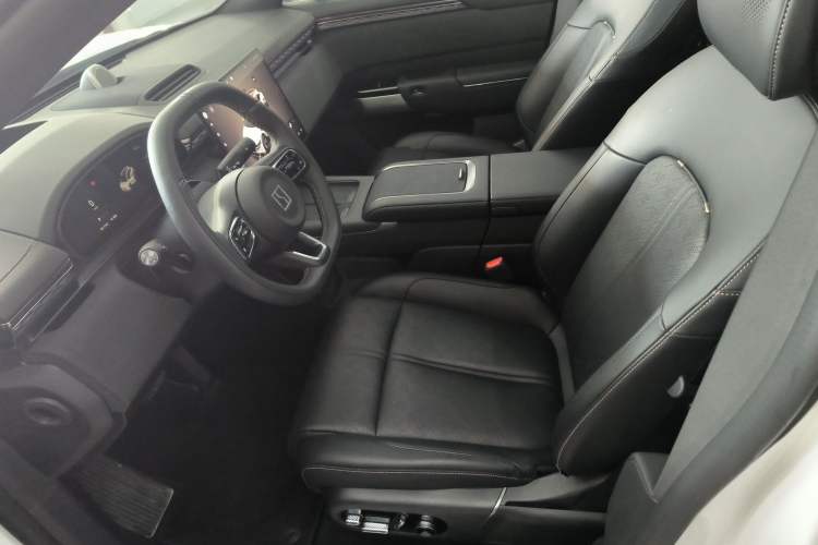 Used Zeekr 7X 2025 100kWh Long-Range All-Wheel Drive Intelligent Driving Version Left Front Seat