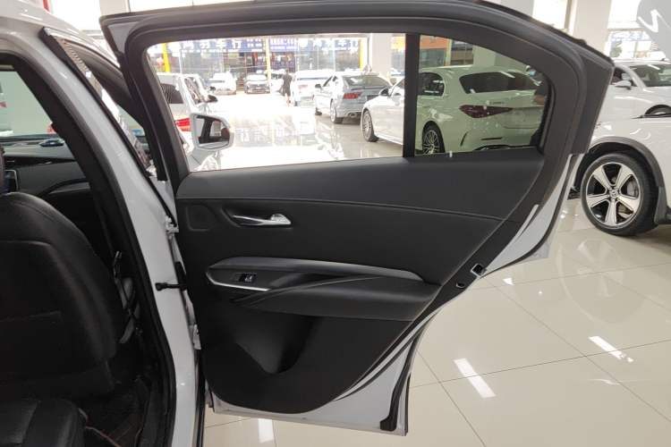 Used Cadillac XT4 2021 28T Two-Wheel Drive Leading Version