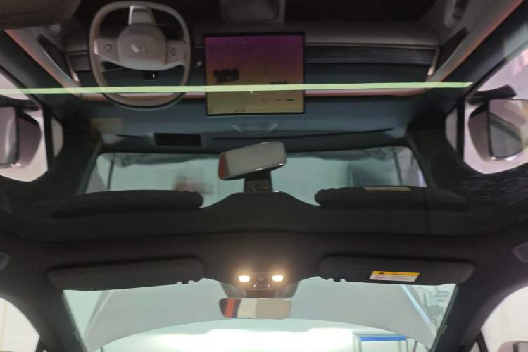 Used ONVO L60 2024 60 kWh Rear-Drive Version