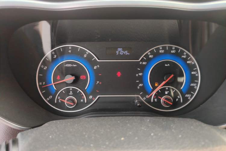 Used Haima V70 2016 2.0L Manual - Enjoyment Version 6 Seats