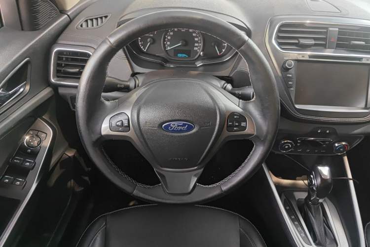 Used Ford Escort 2017 Happiness Edition 1.5L Automatic Fashion Version
