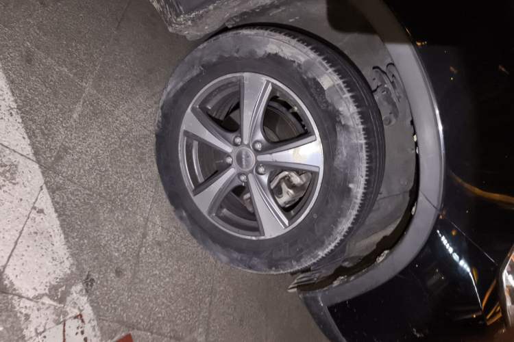 Used Haval H6 2015 Revised Version Sport Edition 1.5T Manual Transmission Two-Wheel Drive Elite Grade Right Front Wheel Hub