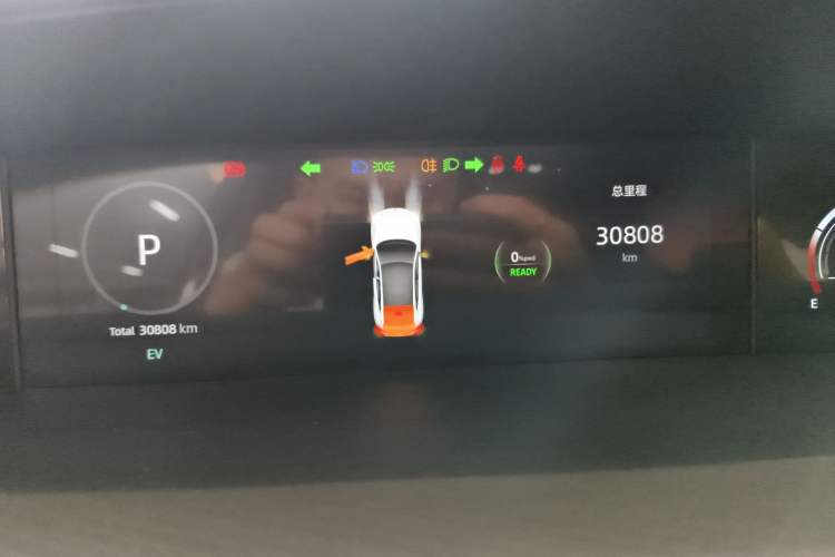 Used CHANGAN UNI-V iDD 2023 Zhidian iDD 1.5T 113km Smart & Fun Version (Rapid Edition)
