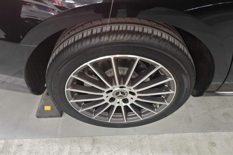 Used Mercedes-Benz E-Class 2023 E 260 L