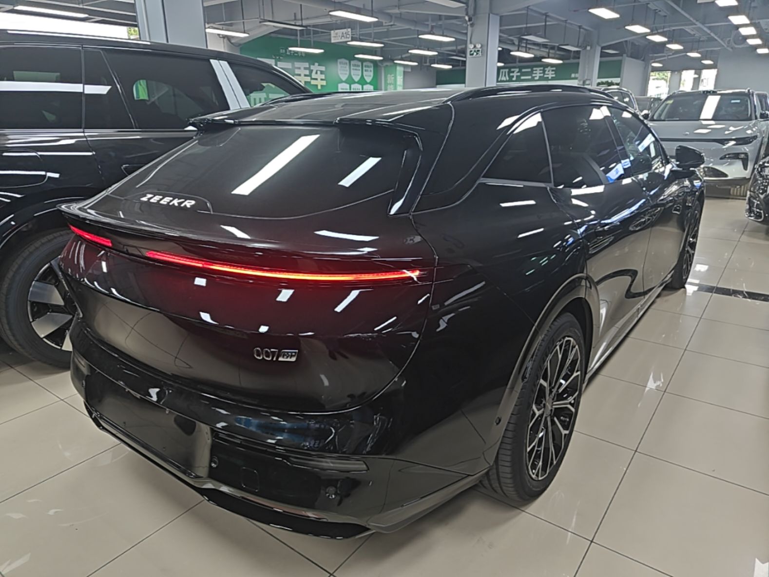 Zeekr 007GT 2026 Model Rear-Drive Max Version 103 kWh — снимка 6