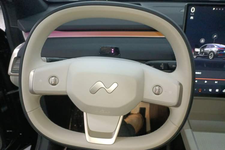 Used ONVO L60 2024 60 kWh Rear-Drive Version
